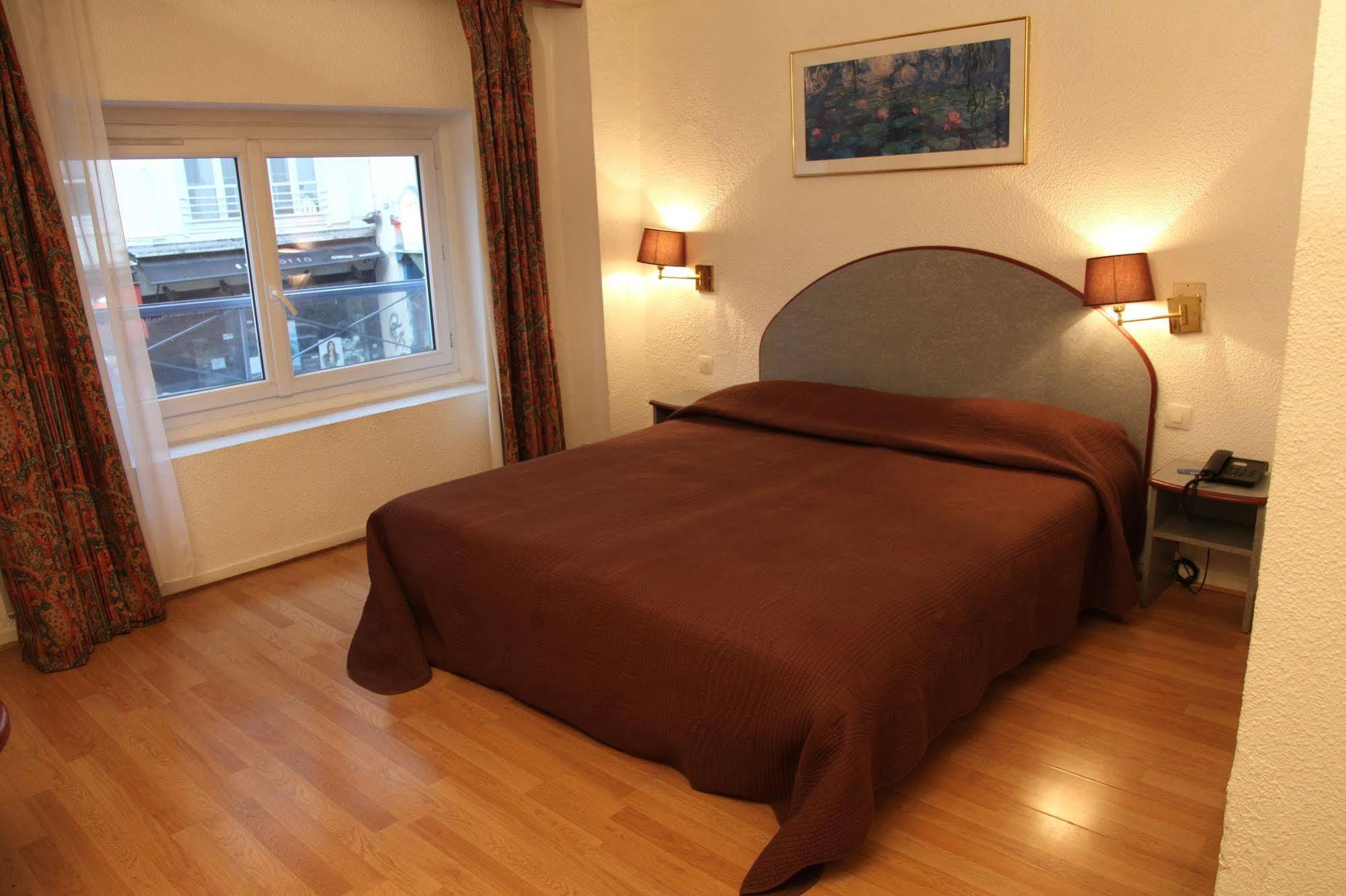 Royal Bastille Hotel